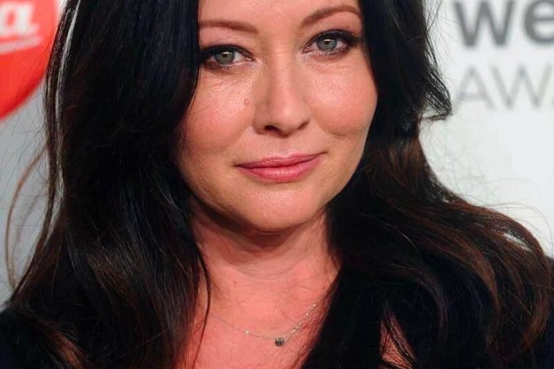 Odešla po dlouhém boji s vážnou nemocí… 😔 Zpráva o úmrtí hvězdy seriálu „Beverly Hills, 90210“ zasáhla fanoušky po celém světě 💔